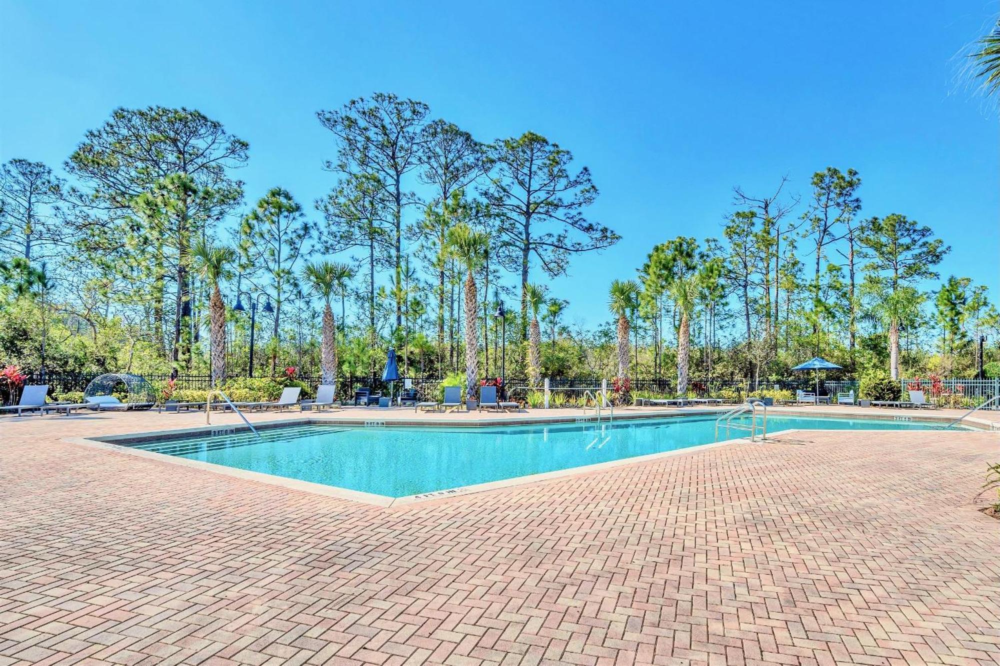 Bright & Modern 2Br Condo With Pool & Hot Tub, Near Disney! Orlando Extérieur photo