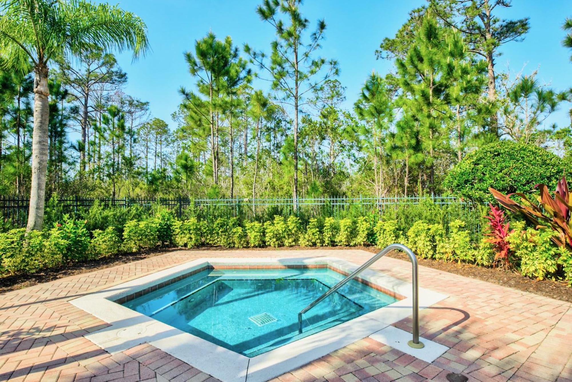 Bright & Modern 2Br Condo With Pool & Hot Tub, Near Disney! Orlando Extérieur photo