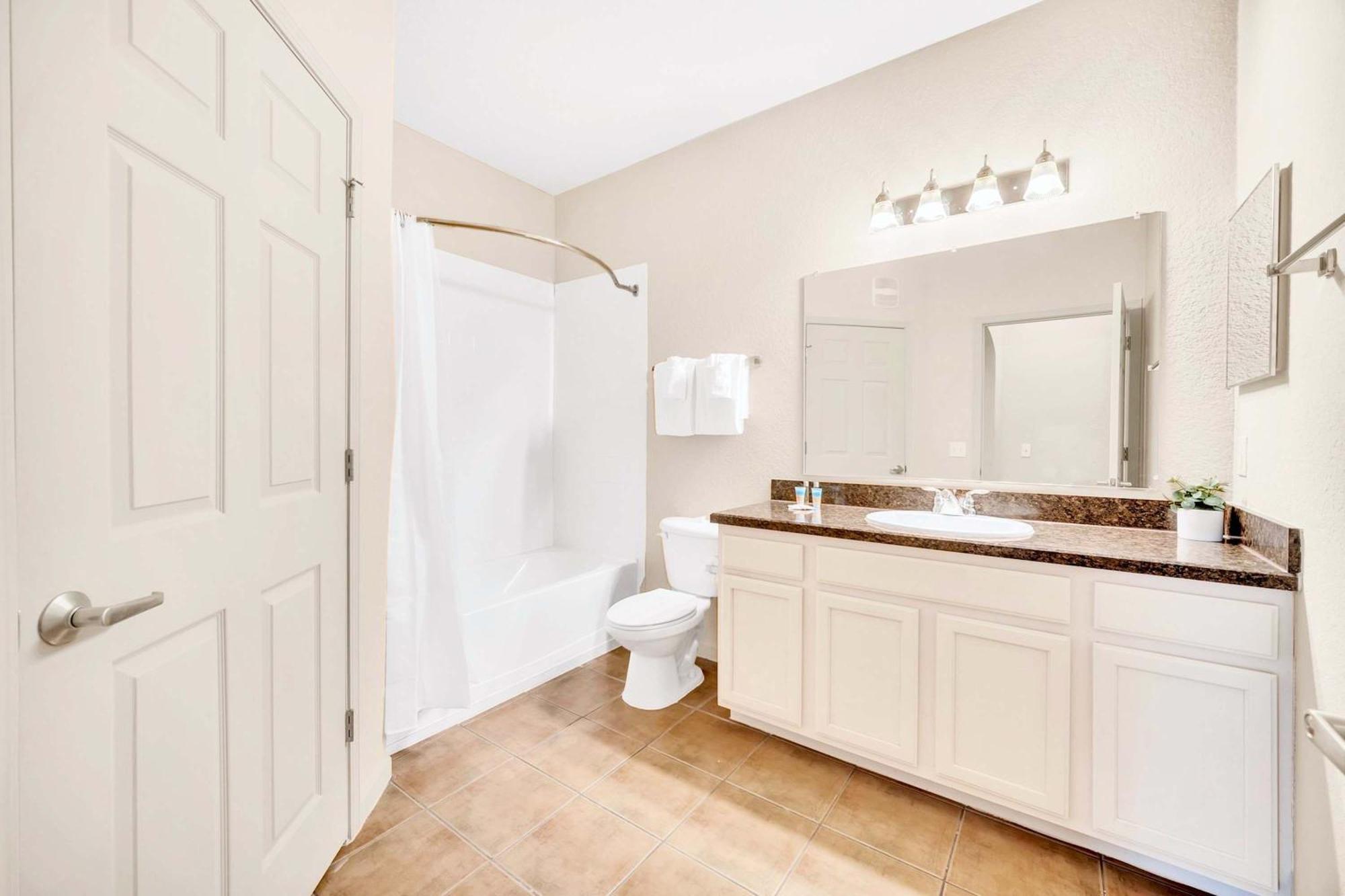 Bright & Modern 2Br Condo With Pool & Hot Tub, Near Disney! Orlando Extérieur photo
